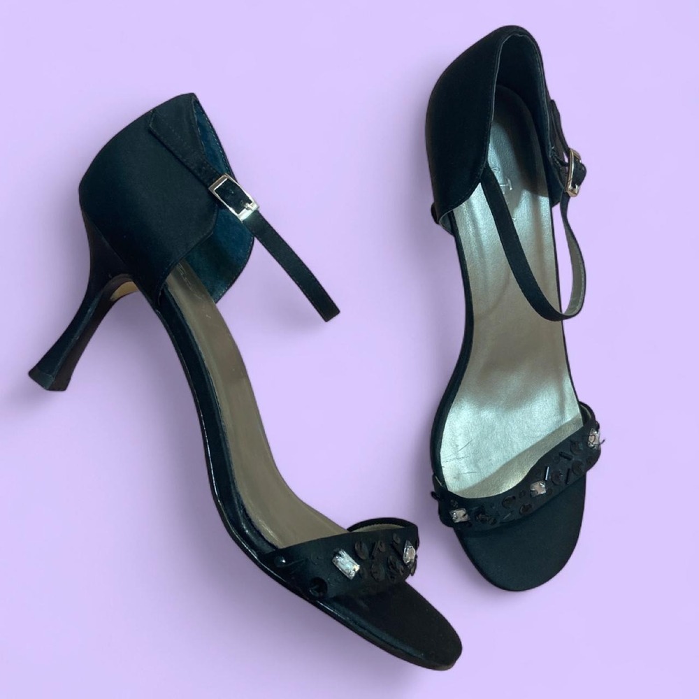VINTAGE EMBELLISHED SANDALS 90s